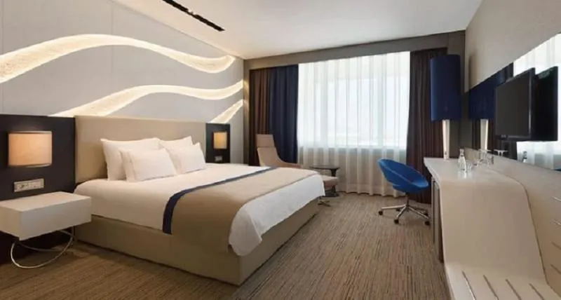 SINGLE DELUXE Room, Ramada Hotel & Suites Kemalpasa Izmir, Izmir