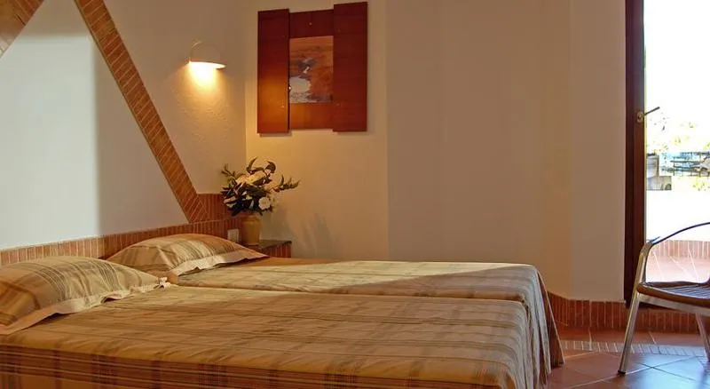 APARTMENT SUPERIOR ONE BEDROOM Room, Pedras del Rei, Algarve