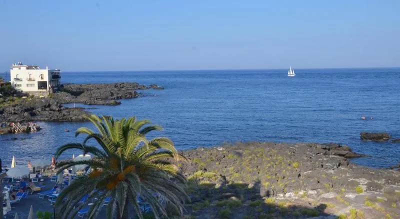 Beach, Kalos, Catania