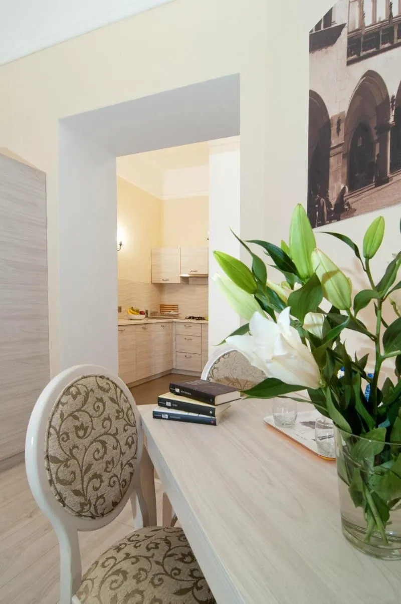 STUDIO CLASSIC Room, Apartments Bonerowska 5, Krakow