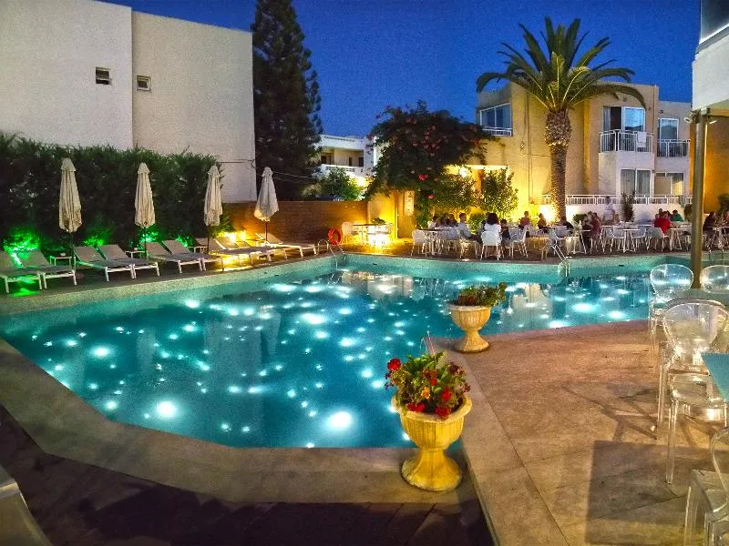 Pool, Nefeli, Corfu