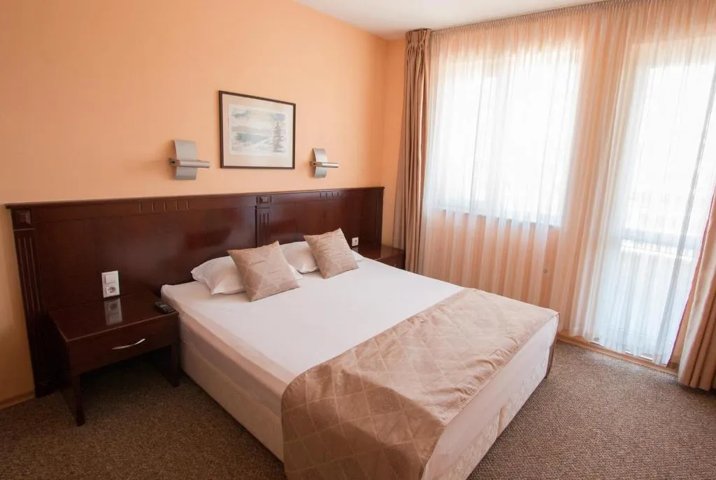 APARTMENT WITH BALCONY Room, Divesta, Varna