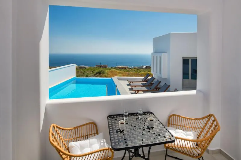 JUNIOR SUITE CLASSIC Room, Seven Suites, Santorini