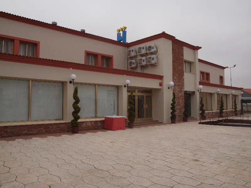 Terrace, Hotel Insula Barataria, Madrid