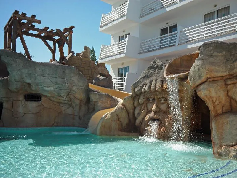 Pool, Pirates Village, Majorca