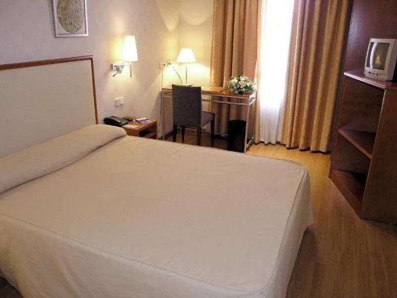 Room, TH Boadilla, Madrid