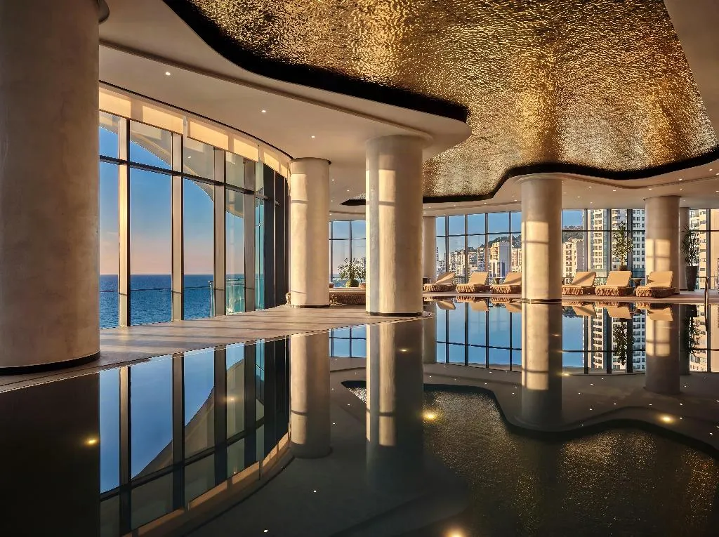 Pool, Crowne Plaza Durres, Durres