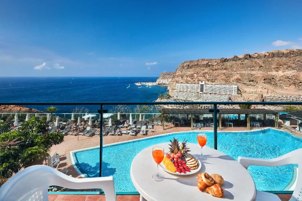 FAMILY ROOM SUPERIOR Room, Mogan Princess & Beach Club, Gran Canaria
