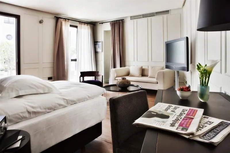 Room, CoolRooms Palacio Villapanes 5 GL, Seville