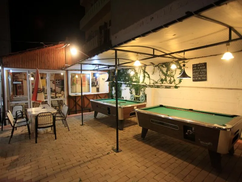 Sports and Entertainment, Happy Days Studios, Crete