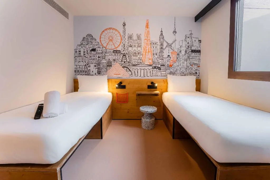 TWIN STANDARD Room, easyHotel Alicante Centro, Costa Blanca