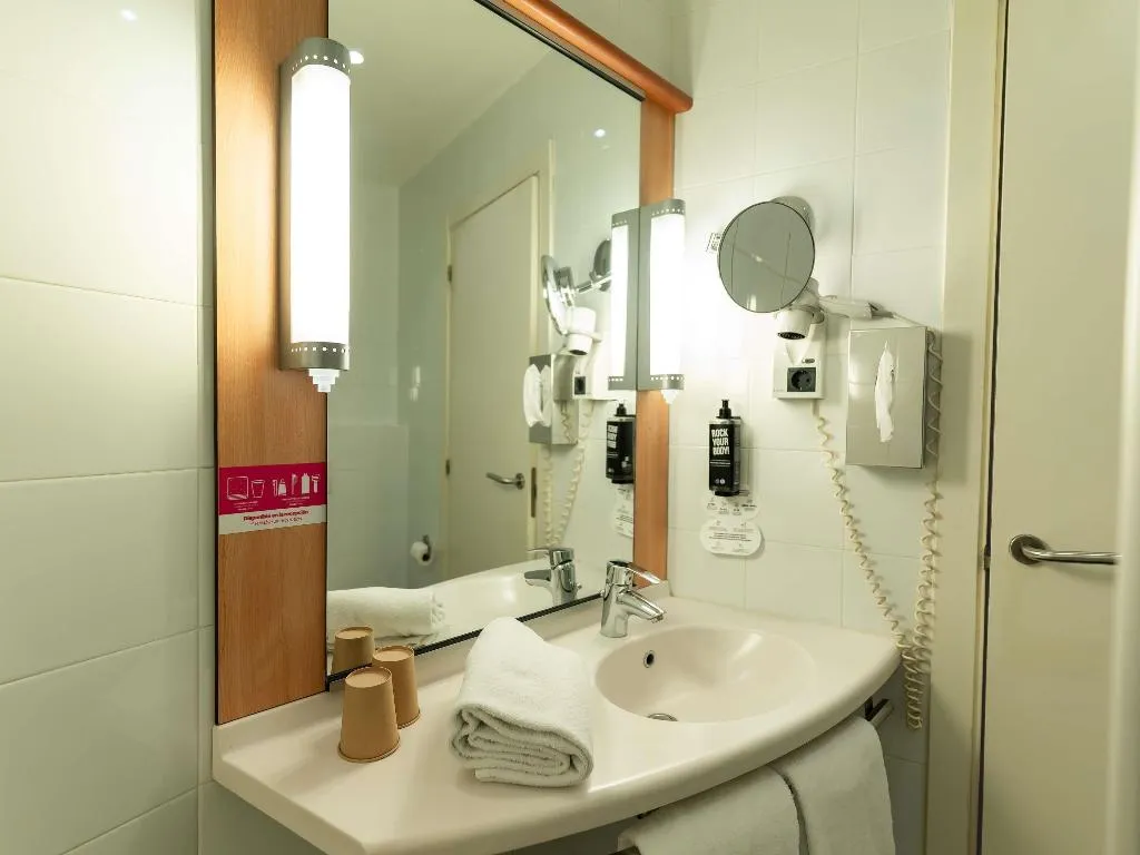DOUBLE PREMIUM Room, ibis Barcelona Mollet, Barcelona