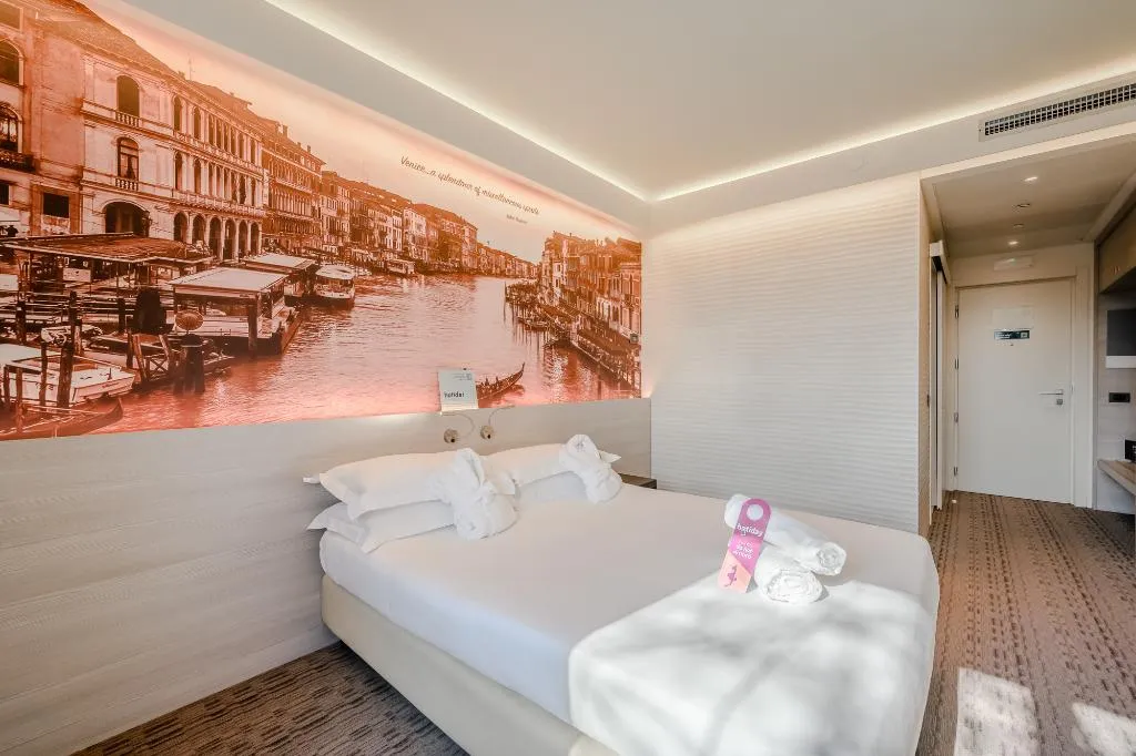 Room, Hotiday Venezia Marco Polo, Venice