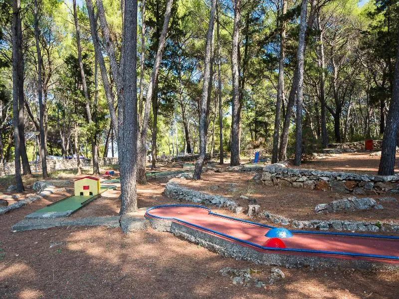Sports and Entertainment, Hvar, Split