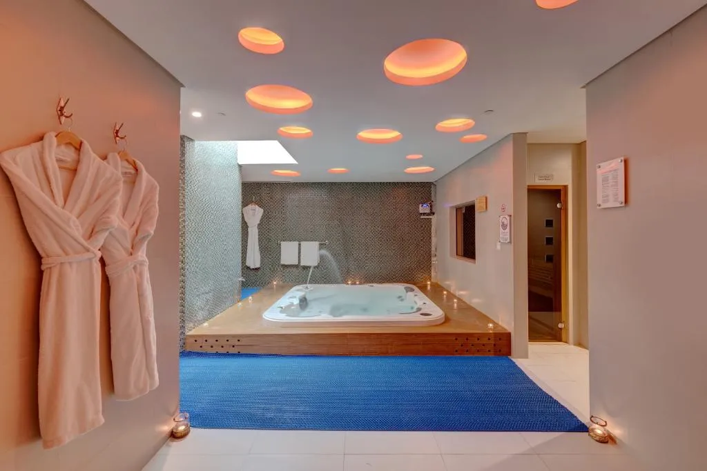 Sports and Entertainment, Al Khoory Atrium Hotel  - Al Barsha, Dubai