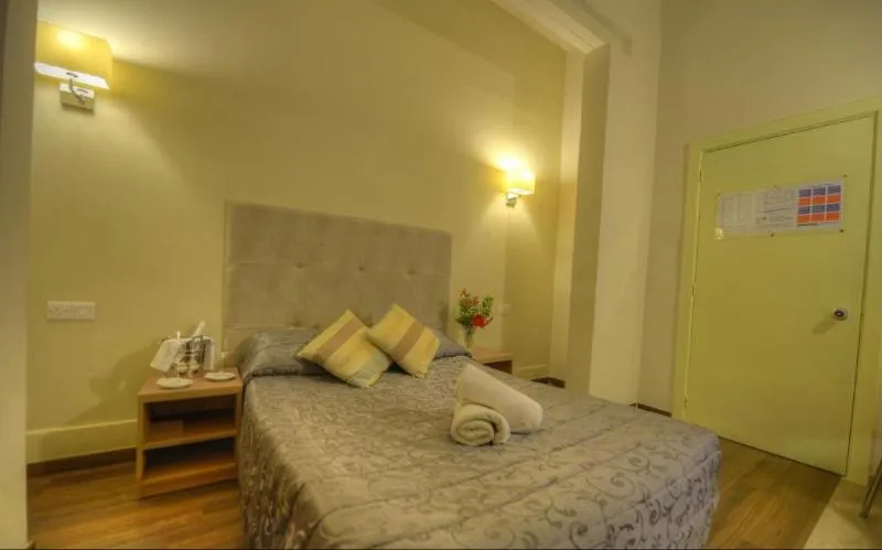 DOUBLE ECONOMY Room, Europa Hotel Malta, Malta