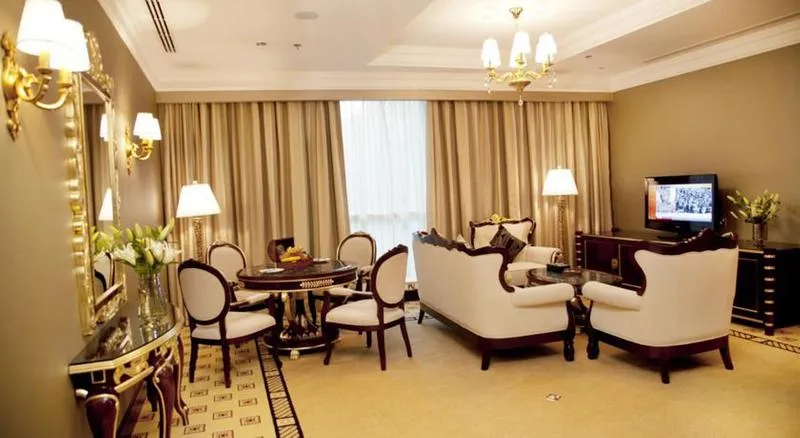 SUITE STANDARD Room, Grand Excelsior Al Barsha, Dubai