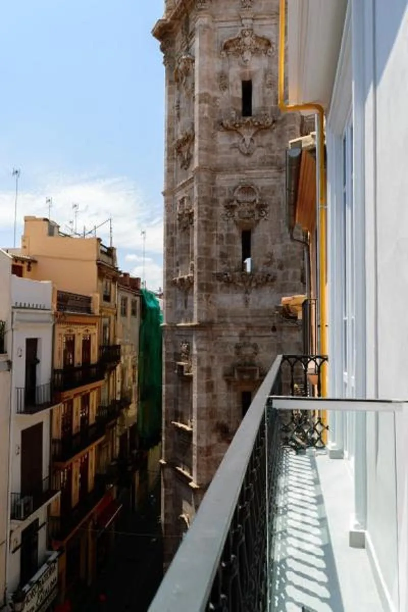 Room, El Siglo, Valencia