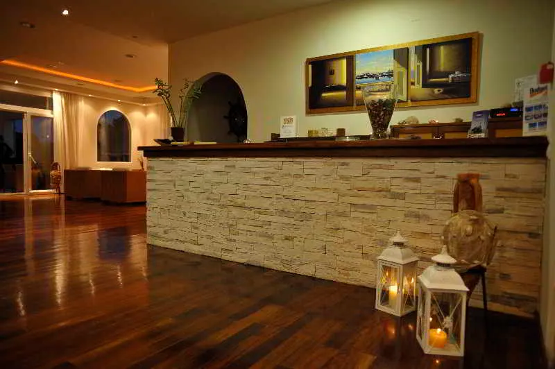 Lobby, Naftilos, Samos