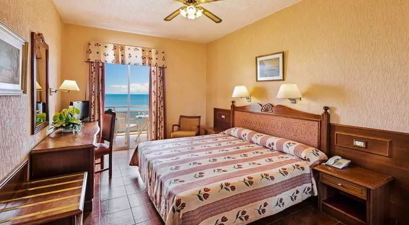 DOUBLE SINGLE USE STANDARD Room, Monopol, Tenerife