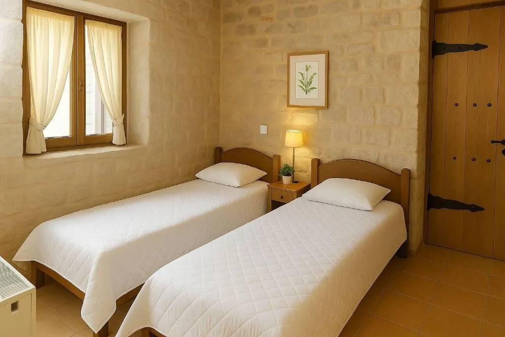 Room, Lalloudes Hotel Mani, Kalamata