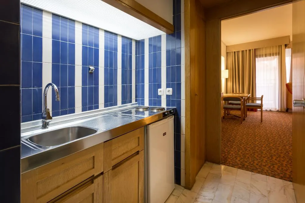 Double or Twin STANDARD Room, Estoril Eden, Lisbon