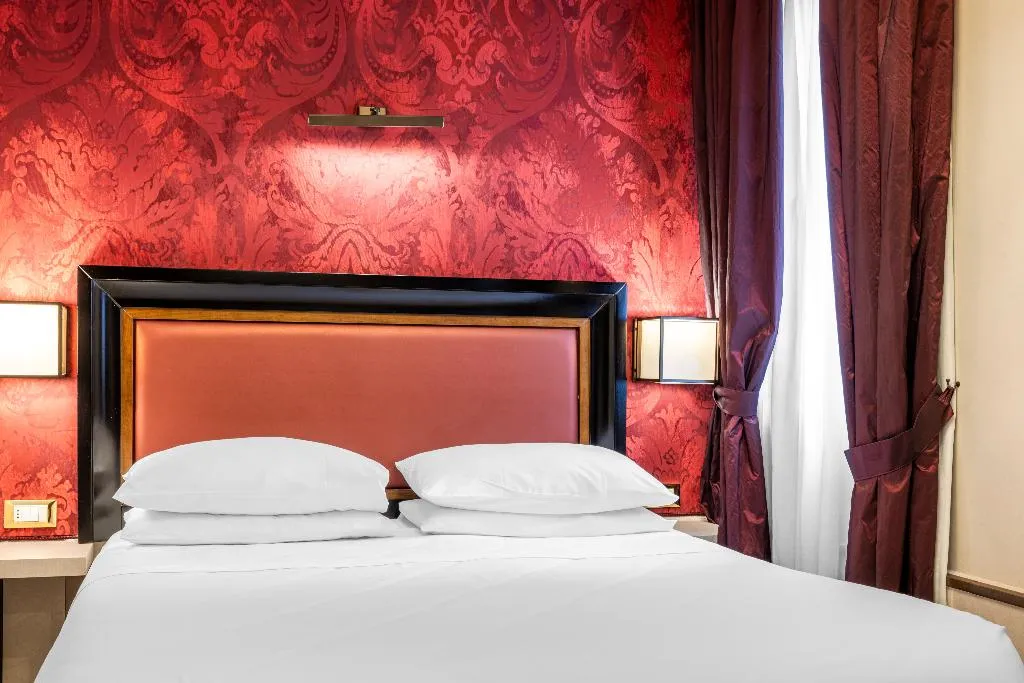 DOUBLE INNER Room, Paganelli, Venice