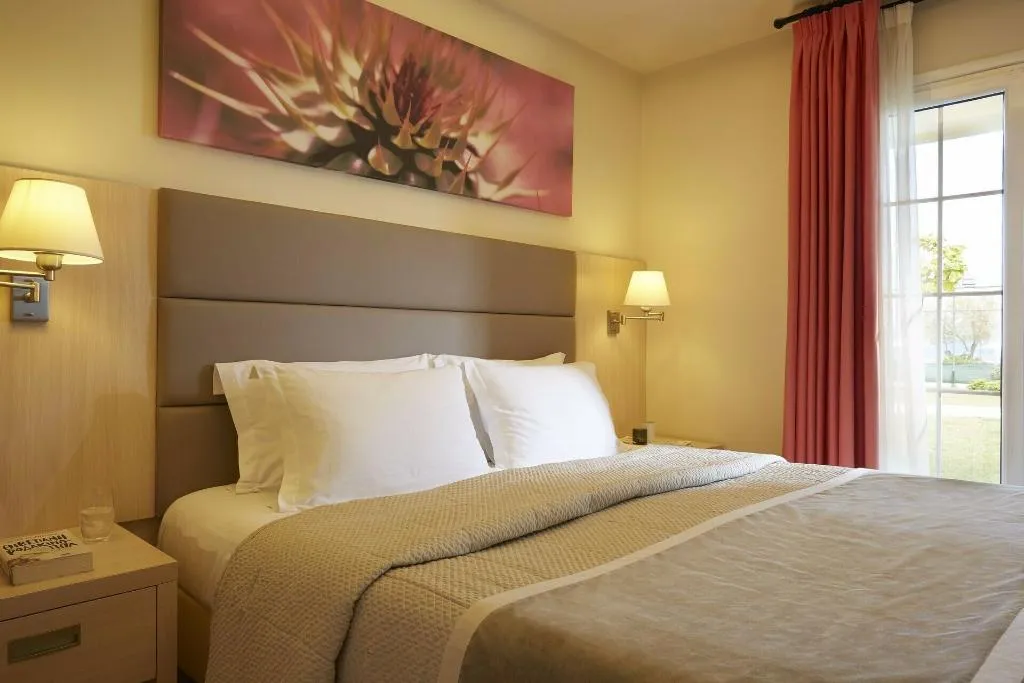 DOUBLE SINGLE USE GARDEN VIEW Room, Capo Di Corfu, Corfu
