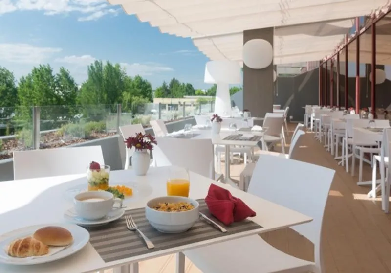 Terrace, Aeminium Coimbra, Affiliated by Meliá, Porto
