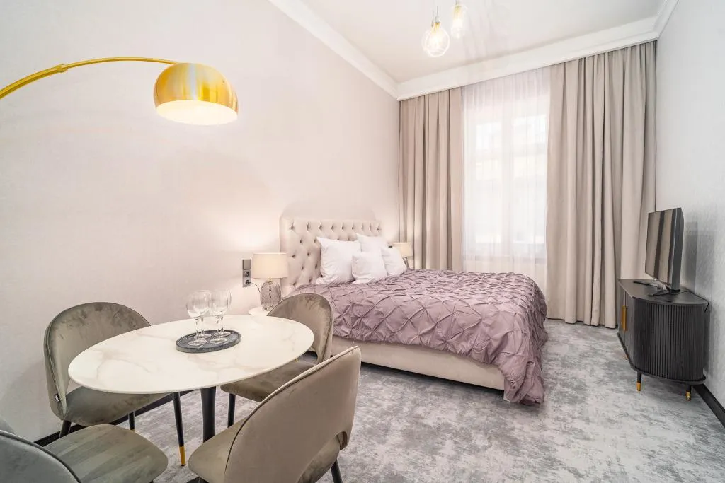 APARTMENT TWO BEDROOMS ONE BATHROOM Room, Szewska 22 Boutique, Krakow