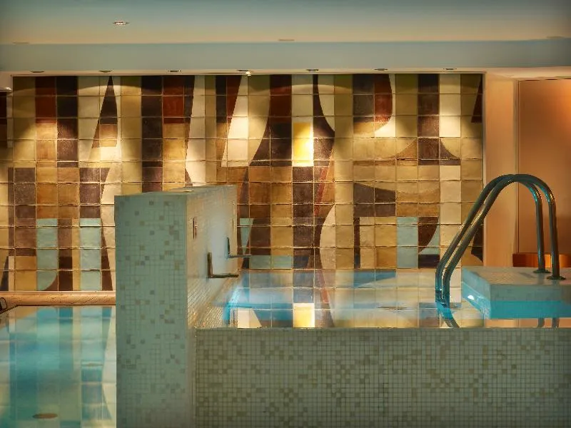 Sports and Entertainment, Four Seasons Astir Palace Hotel Athens, Athens