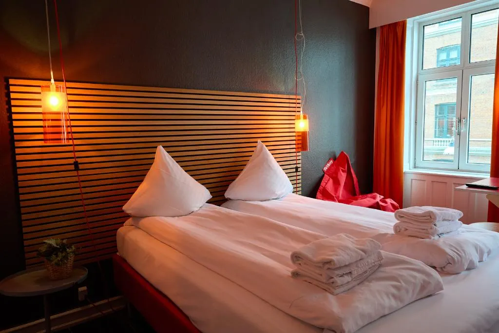QUADRUPLE WITH SHARED BATHROOM Room, Annex Copenhagen, Copenhagen