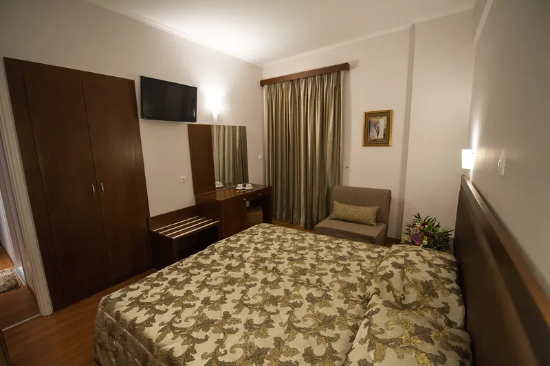Room, Olympos, Santorini