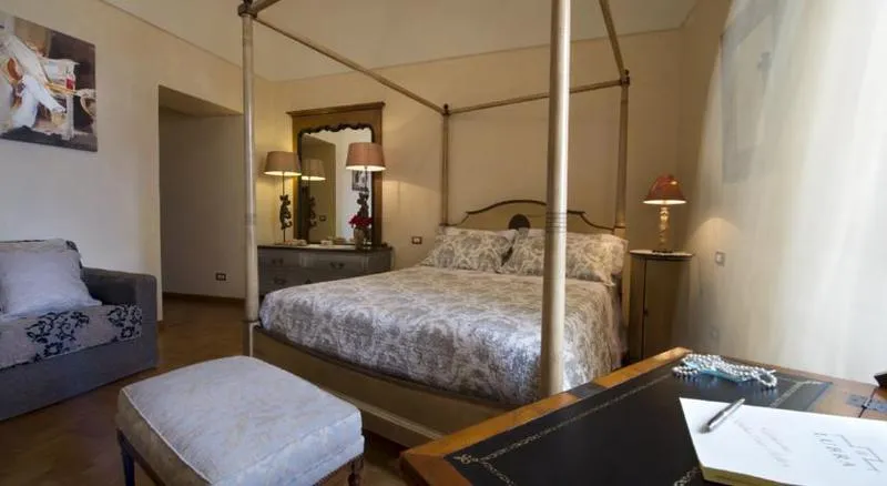 QUADRUPLE STANDARD Room, Lubra Casa Relax, Naples