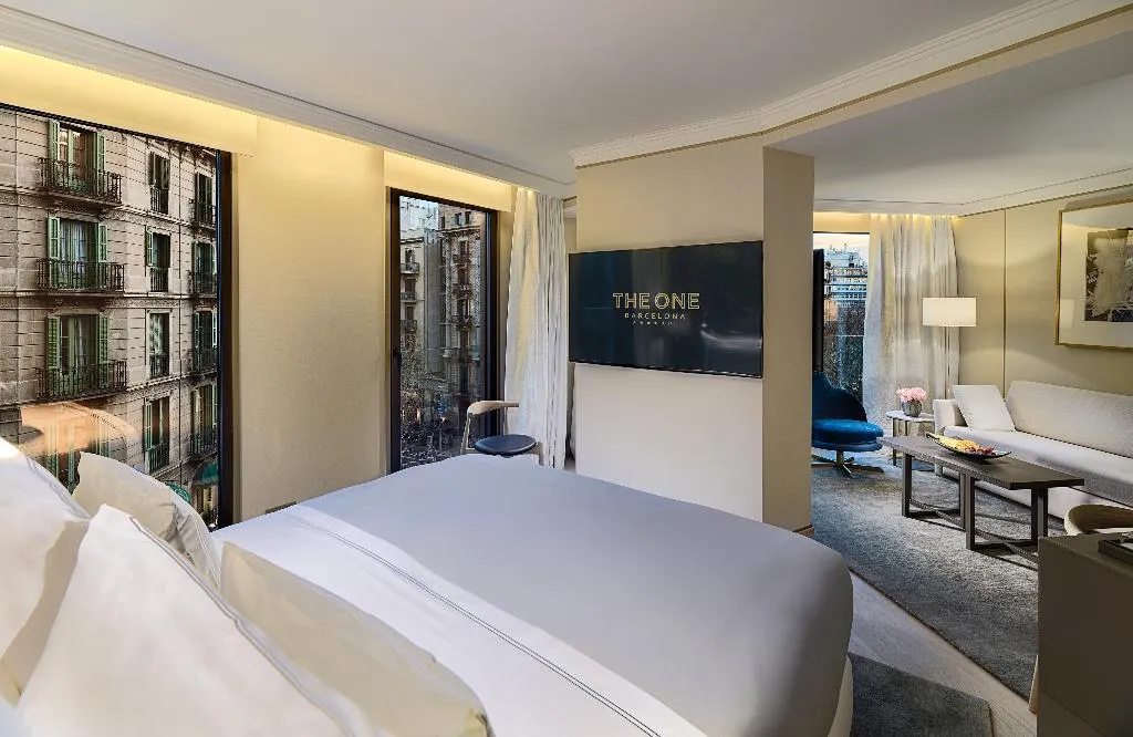 JUNIOR SUITE SUPERIOR Room, The One Barcelona, Barcelona