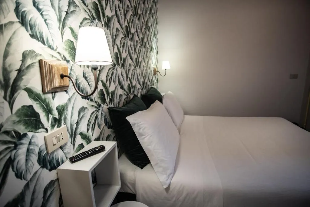 DOUBLE STANDARD Room, Nella, Florence