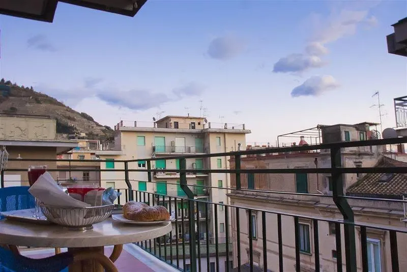 General view, La Casa delle Stelle, Naples