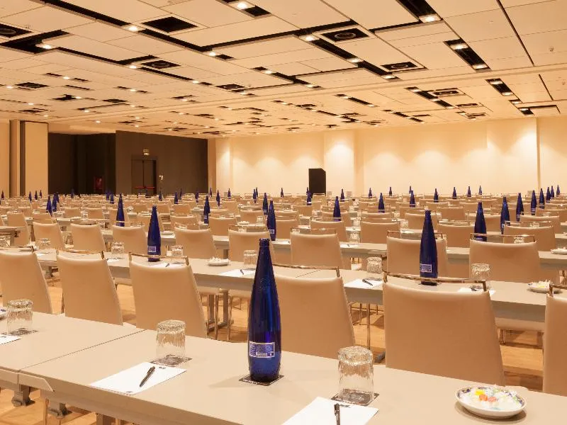 Conferences, Marriott Hotel Madrid Auditorium, Madrid