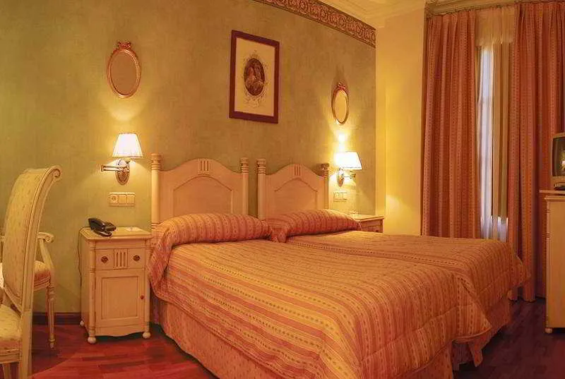 Room, Condesa de Chinchon, Madrid