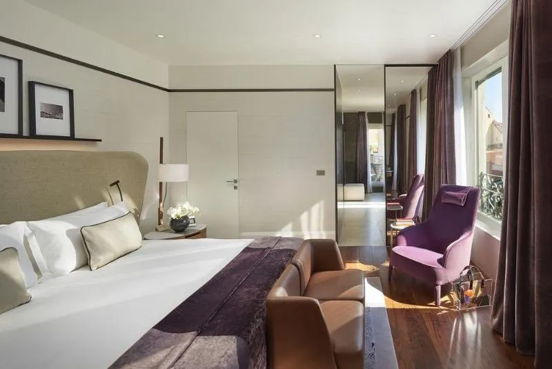 Room, Mandarin Oriental Milan, Milan