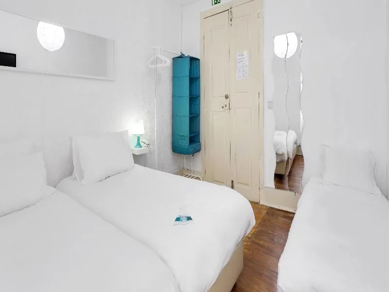 TRIPLE STANDARD Room, Urban City, Porto