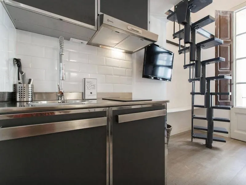 APARTMENT CAPACITY 7 TWO BEDROOMS Room, 5 Barcelona Apartments, Barcelona