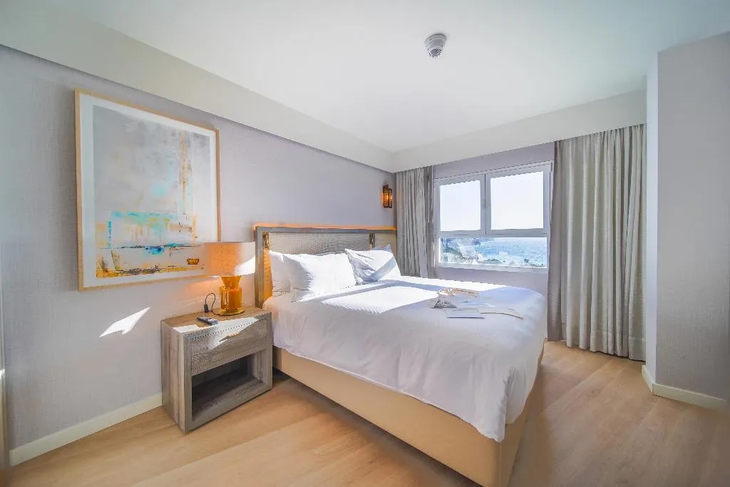 SUITE SEA VIEW Room, Hilton Mallorca Galatzo, Majorca