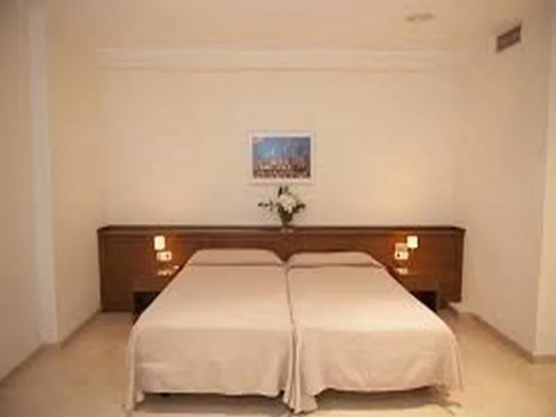 Double or Twin STANDARD Room, Lloyds Beach Club, Costa Blanca
