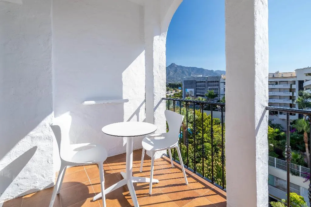 TRIPLE SUPERIOR Room, Occidental Puerto Banús, Costa Del Sol