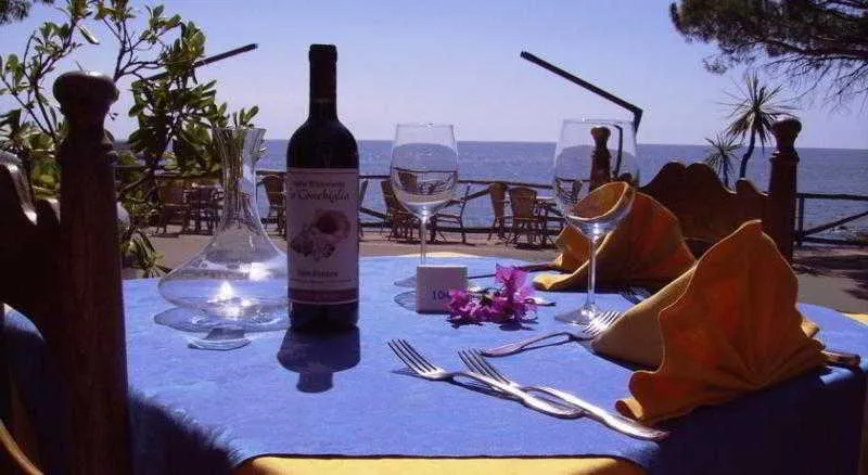 Terrace, Hotel La Conchiglia, Nuoro