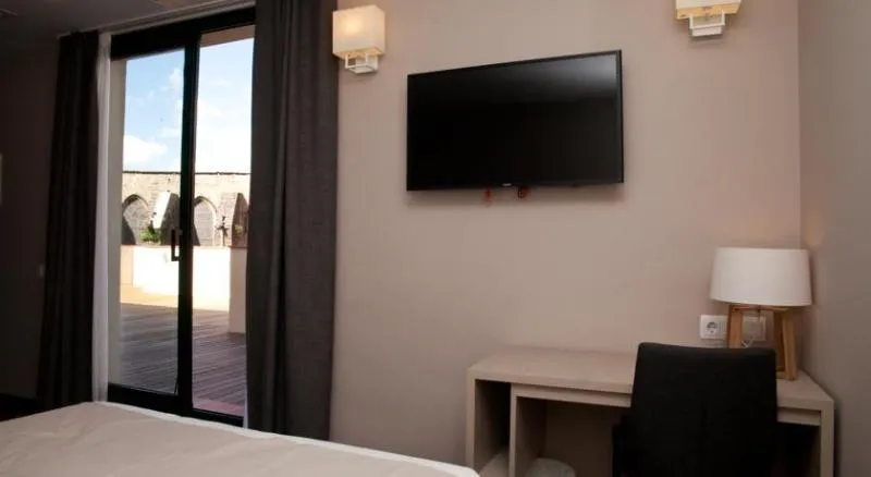DOUBLE SUPERIOR WITH BALCONY Room, May Ramblas Hotel, Barcelona