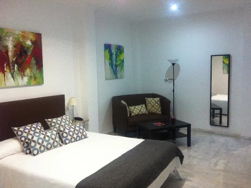QUADRUPLE SUPERIOR Room, Cool Sevilla Hotel, Seville