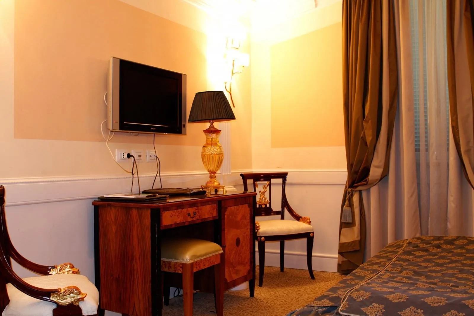 Double or Twin STANDARD Room, Boutique Hotel Trevi, Rome