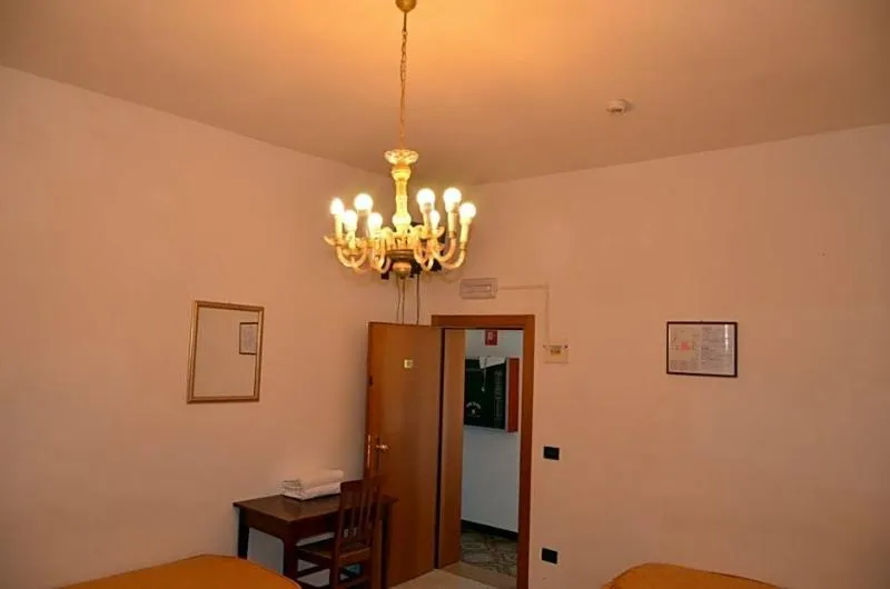 Lobby, Iris, Venice